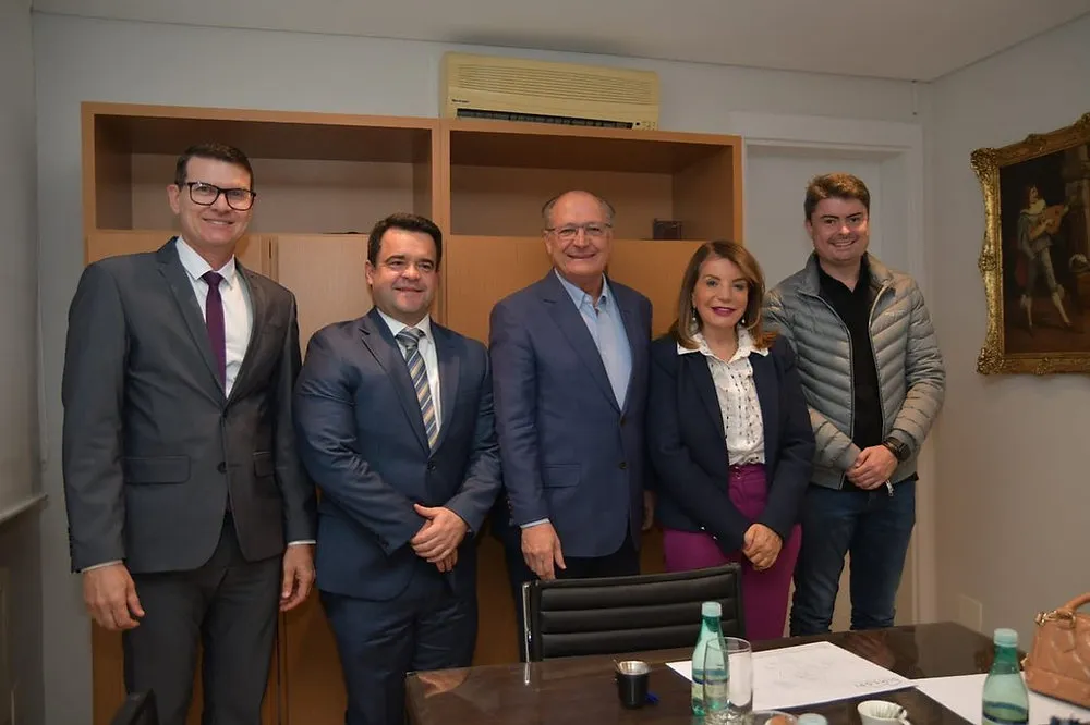 Deputada Bebel e Simespi discutem com Alckmin estímulo à atividade industrial de Piracicaba (SP)