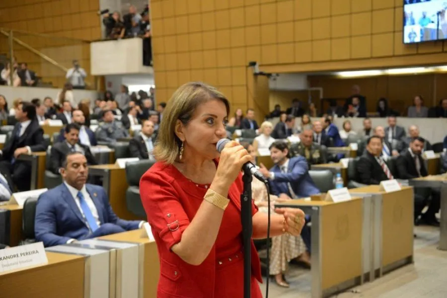 Deputada Bebel destaca desprezo de Doria com os aposentados e pensionistas
