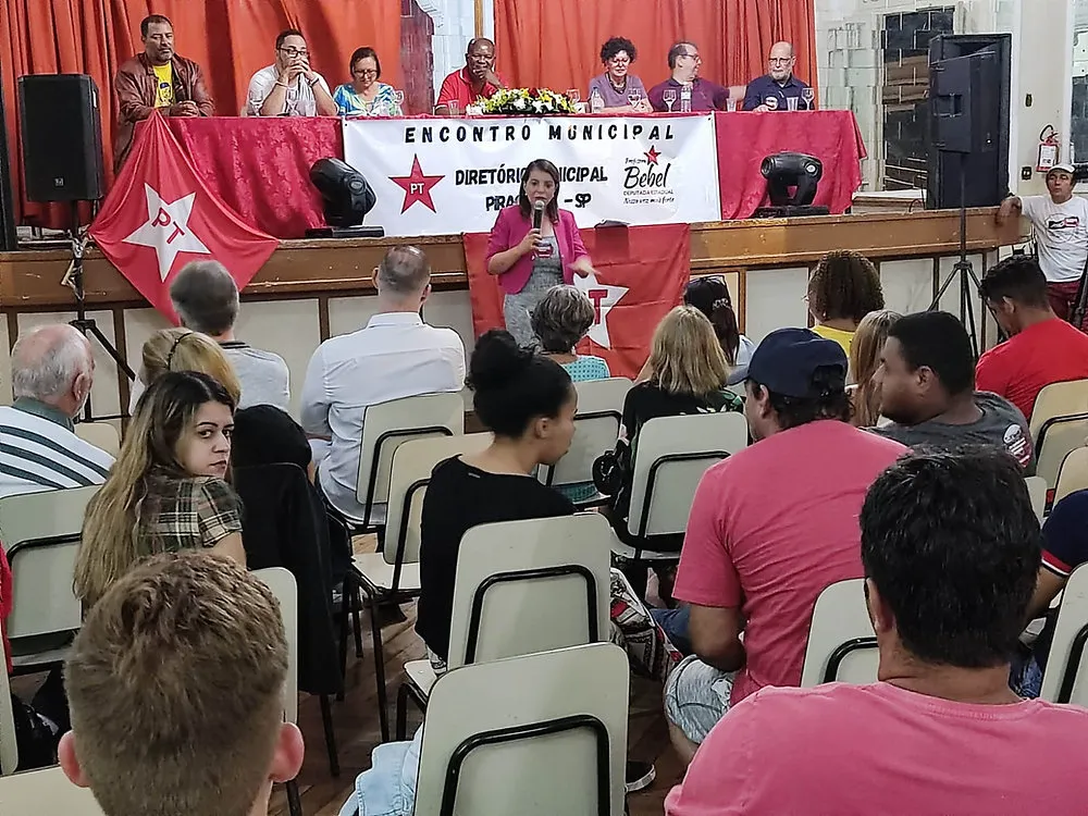 Piracicaba: Bebel tem nome referendado como pré-candidata a prefeita em encontro municipal do PT
