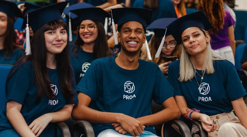 PROA abre 13 mil vagas de cursos profissionalizantes gratuitos a jovens de escola pública do Estado 