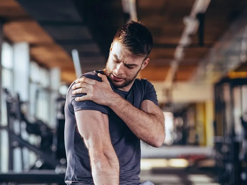 Pós-treino: especialista fala sobre a relação de dor muscular o sinônimo de melhores resultados
