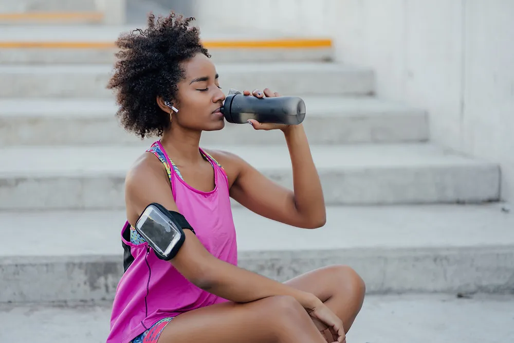 Altas temperaturas: nutricionista dá dicas de hidratação para enfrentar ondas de calor 