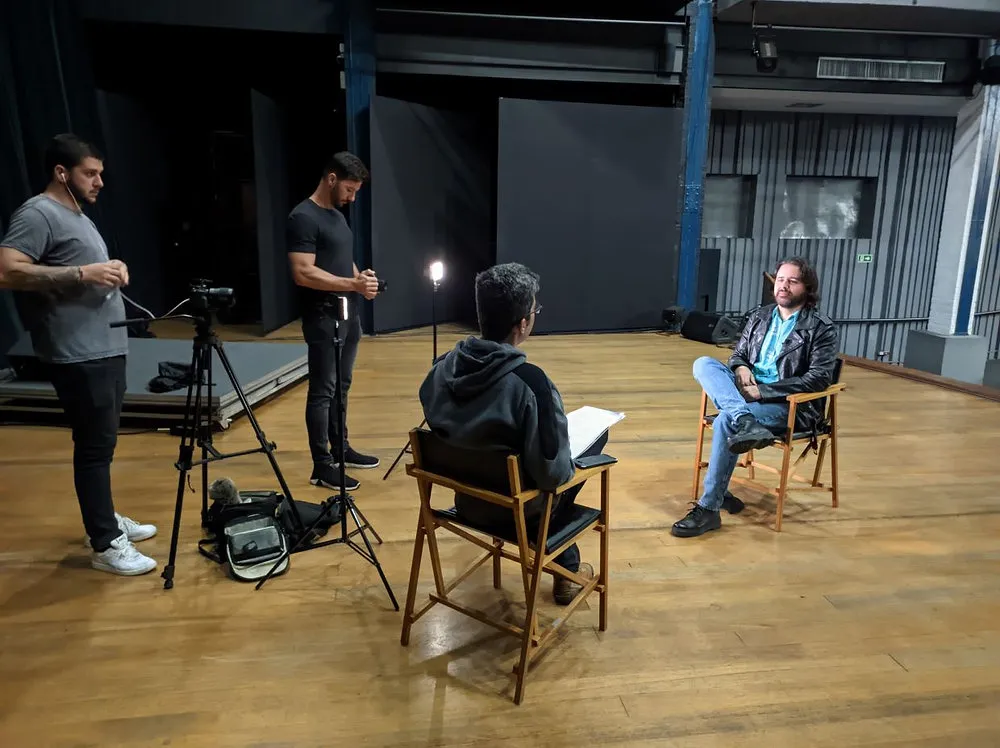 Documentário dos 50 anos do Salão de Humor de Piracicaba tem pré-estreia no Teatro do Engenho