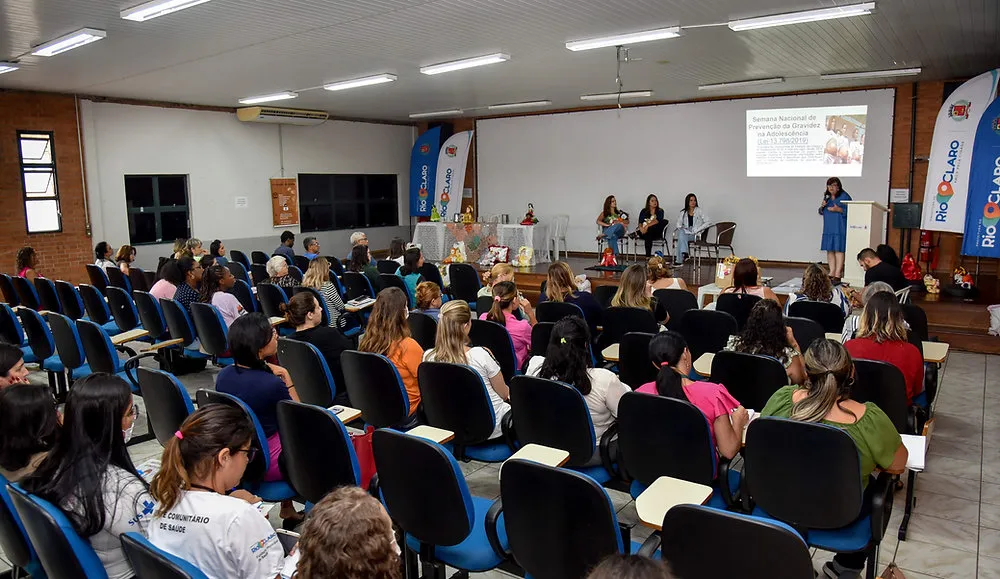 Município de Rio Claro (SP) realiza encontro para discutir gravidez na adolescência