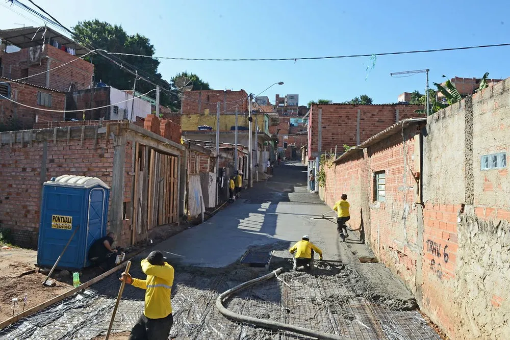 Prefeitura de Piracicaba: 3ª etapa de drenagem e pavimentação na comunidade Portelinha