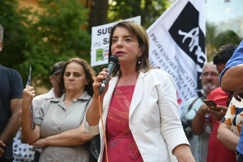 Apeoesp garante na Justiça suspensão de videoaula no concurso estadual para professores