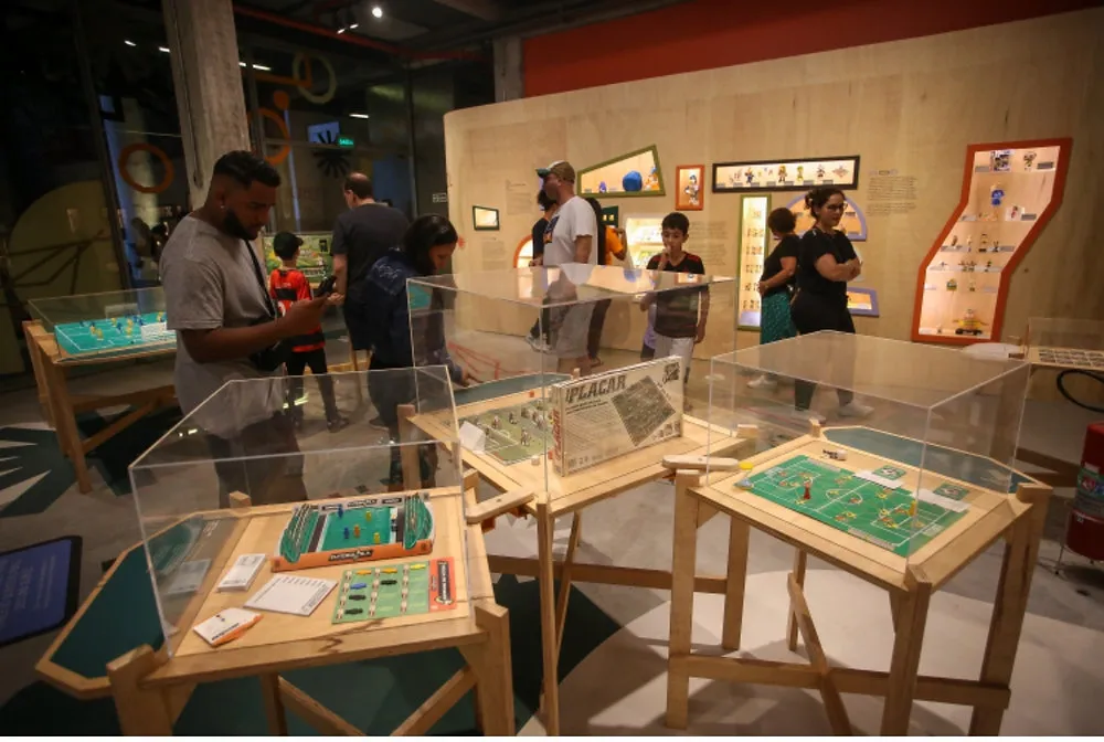 Museu da Língua Portuguesa e Museu do Futebol são ótimas opções de passeio nos feriados de novembro