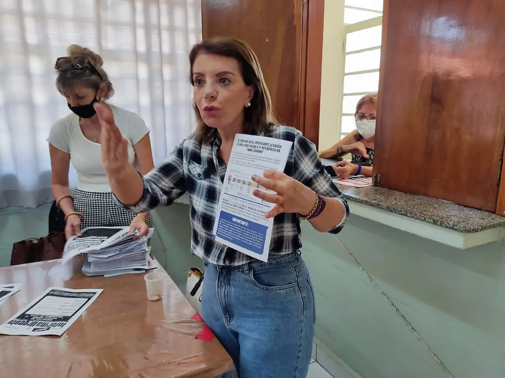 Apeoesp realiza manifestação por reajuste de 33,24% e contra o confisco dos aposentados