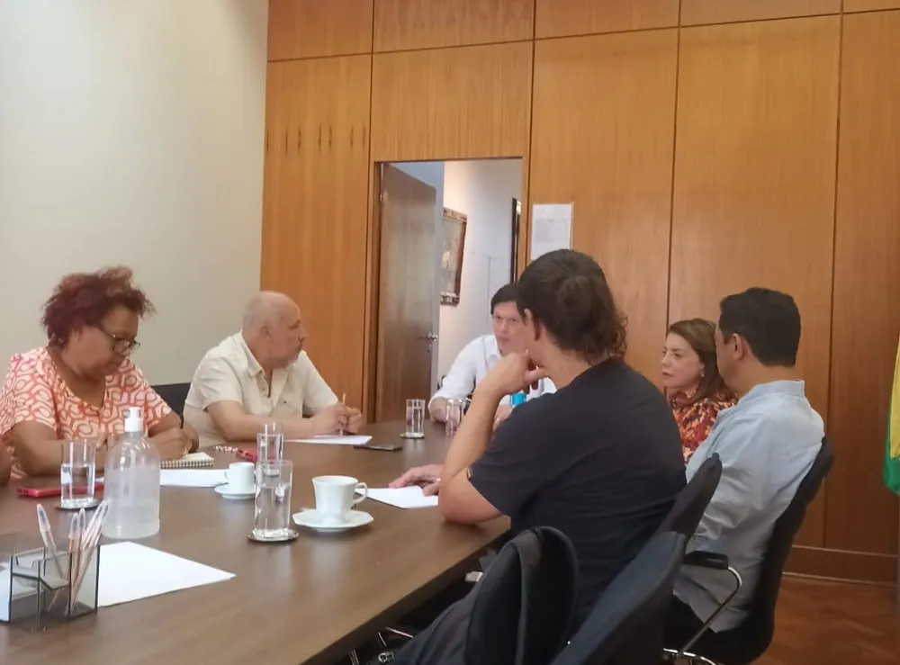 Governo garante à Apeoesp que todos os professores que prestaram concurso serão classificados