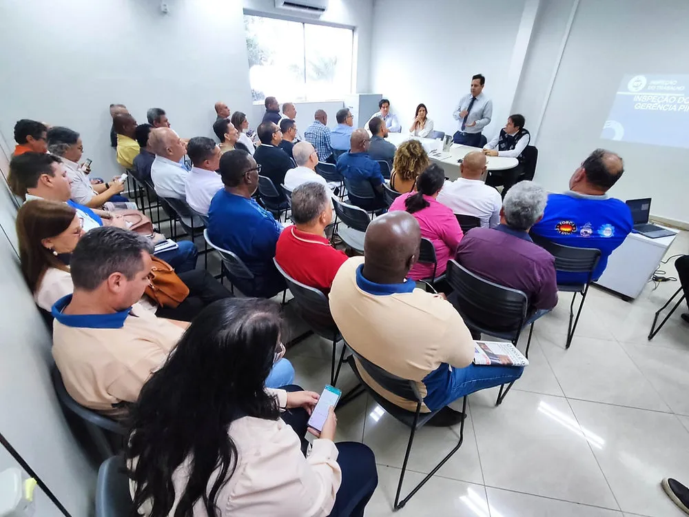 Movimento sindical de Piracicaba (SP) discute a reestruturação da Gerência do Trabalho na cidade