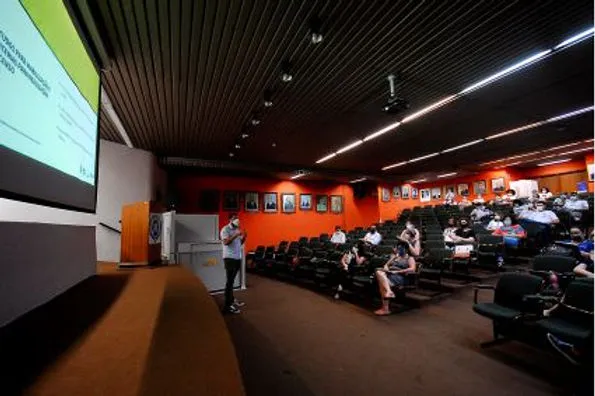 Piracicaba (SP): Smads apresenta Censo da População em Situação de Rua em seminário internacional