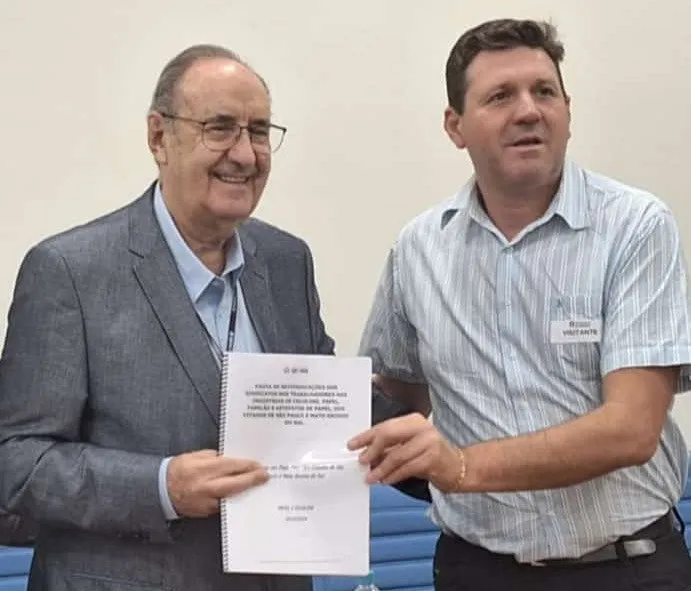 Piracicaba (SP): papeleiros pedem aumento real e redução da jornada em campanha salarial