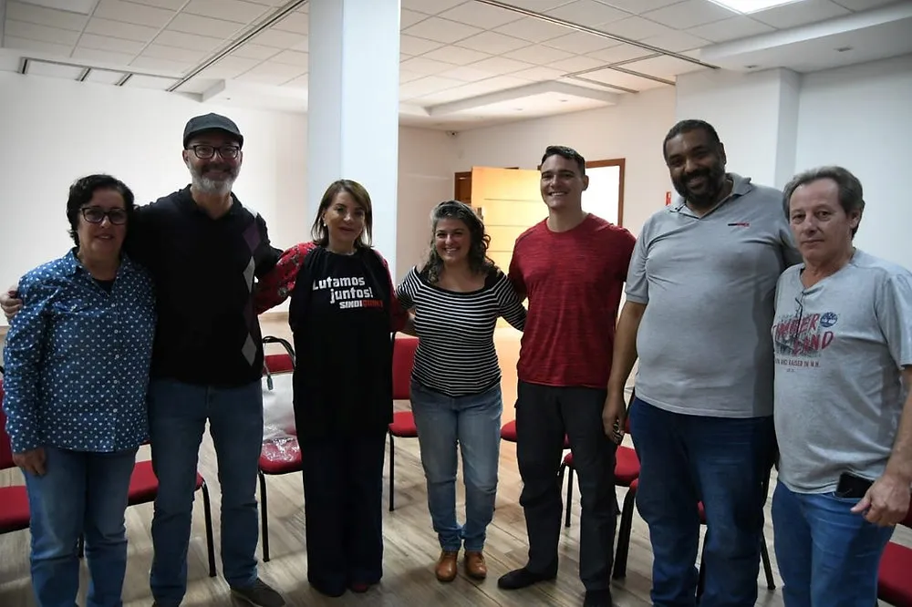 Deputada Professora Bebel quer impedir extinção de varas da Justiça do Trabalho