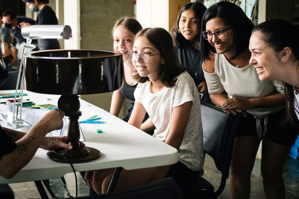 Salão de Humor de Piracicaba recebe oficina de animação com brinquedos ópticos, no sábado (7)
