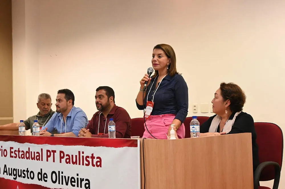 Deputada Professora Bebel é eleita vice-presidenta estadual do Partido dos Trabalhadores