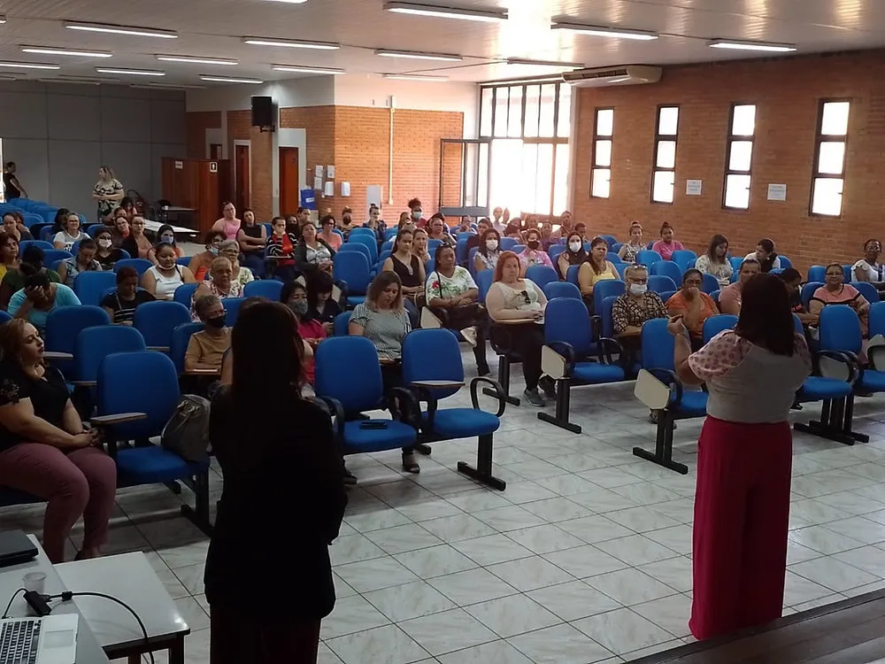 Rio Claro (SP): mulheres receberam dicas sobre cuidados com a imagem na hora de buscar emprego