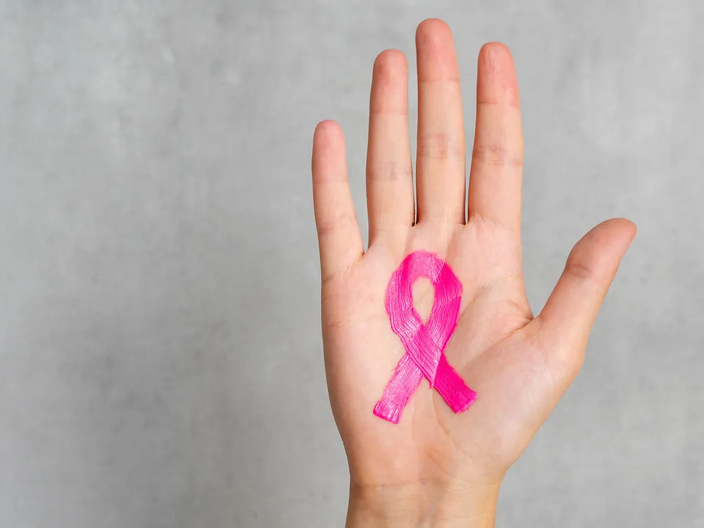 Dia Nacional de Luta Contra Violência à Mulher e Outubro Rosa dão visibilidade à proteção feminina