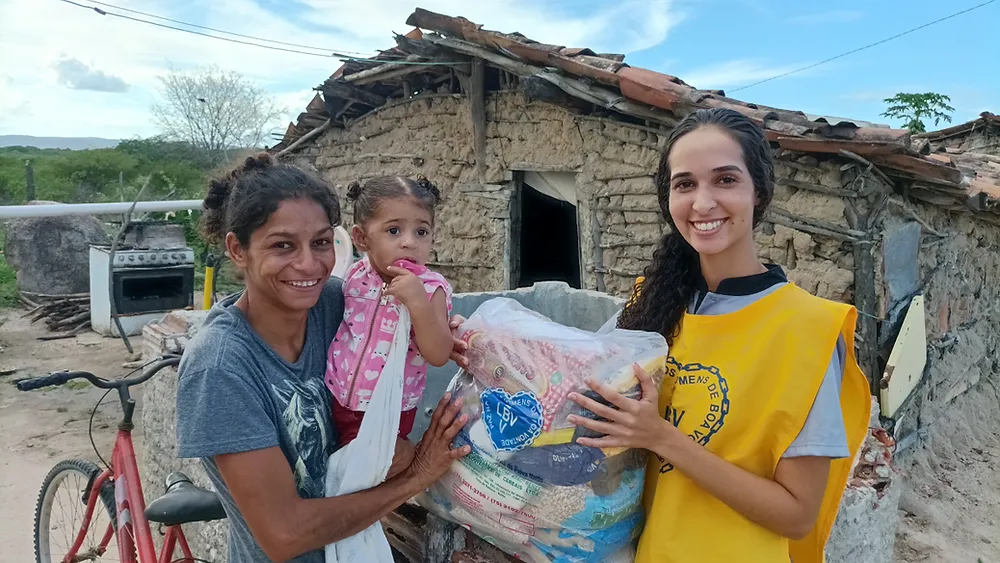 Campanha Natal Permanente: Legião da Boa Vontade inicia entrega de cestas de alimentos